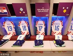 九游游戏中心-里程碑夜勒沃库森更衣室发声，亚冠赛前刷纪录，态度坚定，身体对抗强度拉满(门兴与勒沃库森谁厉害)